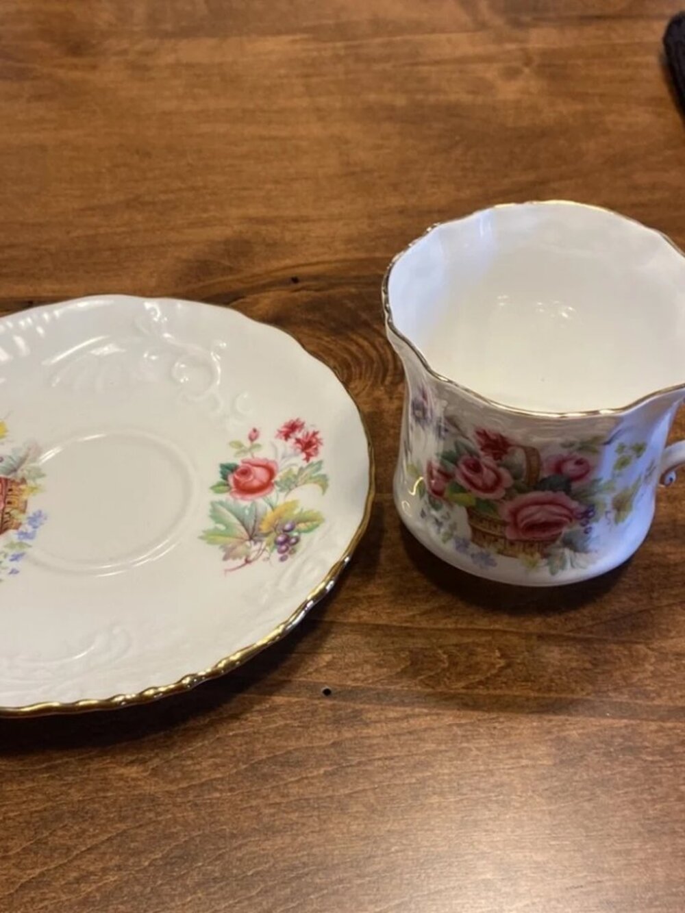 Vintage Hammersley Bone China Teacup & Saucer - Picture 4 of 6